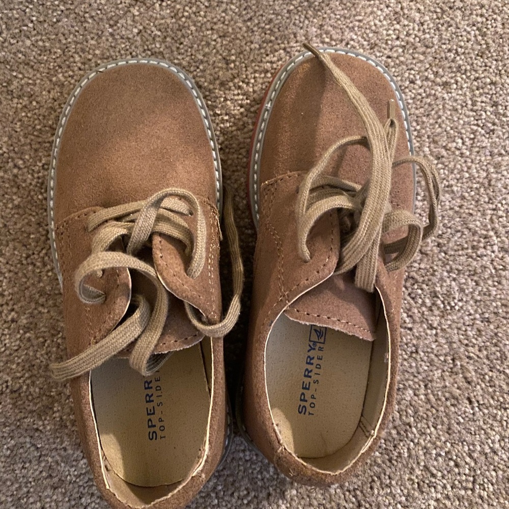 Kids Sperry Bucks Light Brown Size 11